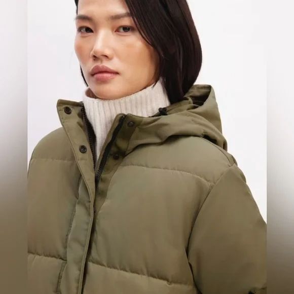 Everlane The Renew Long Puffer Coat Womens Small Kalamata Olive Hooded Primaloft - Picture 4 of 11